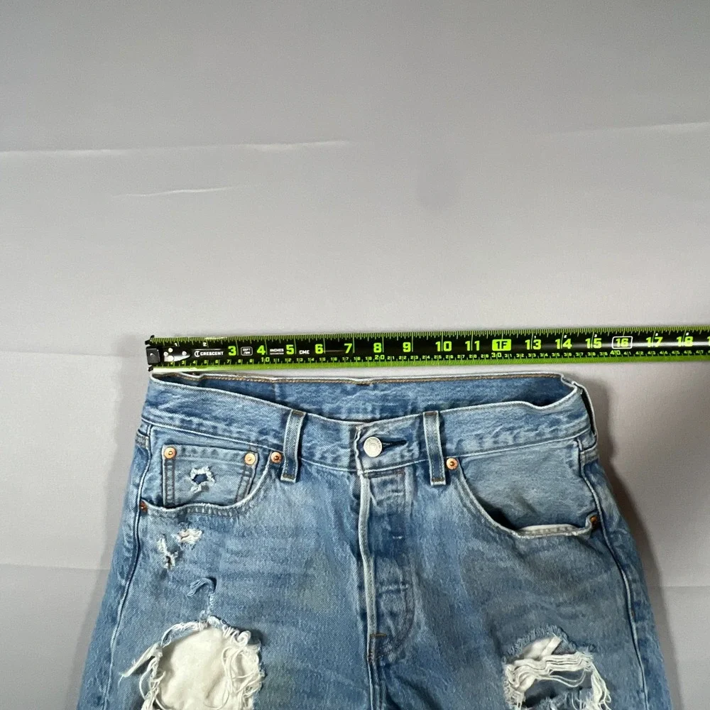 Levi's 501 Jeans Men 30x32 Blue Denim Cotton Medium Wash Distressed Straight Leg